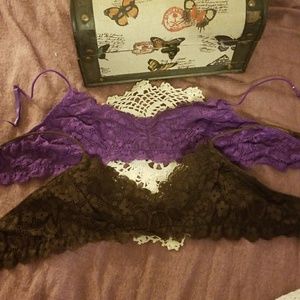 TWO Honeydew bras..never worn...no tags...fits 34b